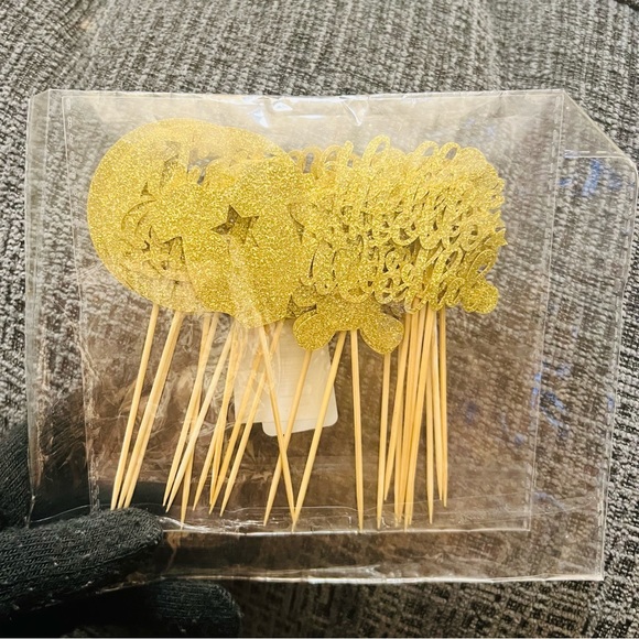 24 Pack It's a Boy Cupcake Toppers - Picture 4 of 4